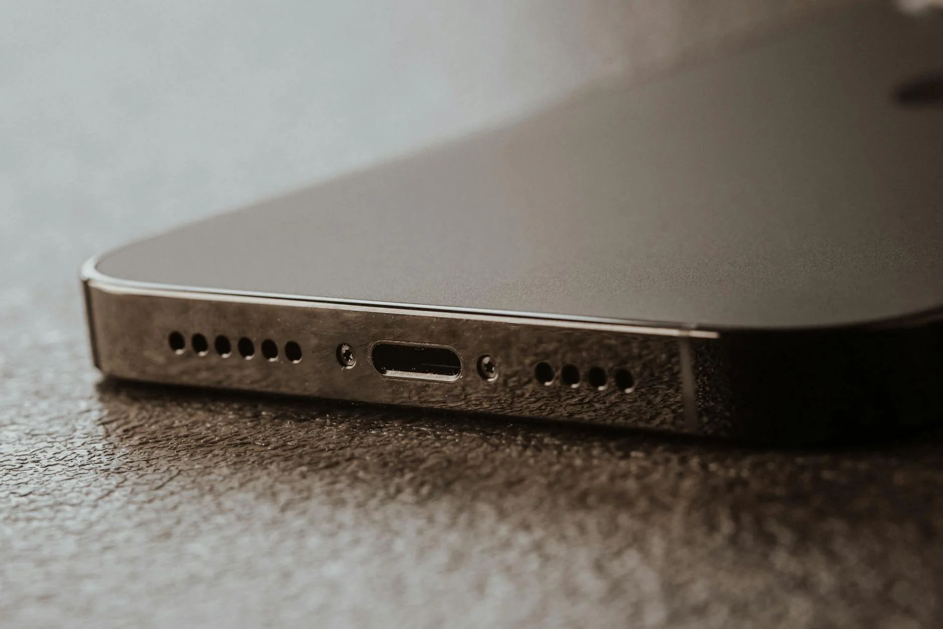 Laptop Power Connector Repair illustrative graphic